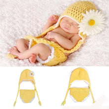 Load image into Gallery viewer, BAB- Hand Made Newborn Baby girls and boys Pants Knit Hat Set Cute Baby Hand Made Crochet